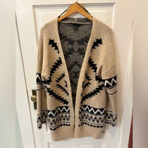 Tahari Aztec Patterned Tan and Black Sweater